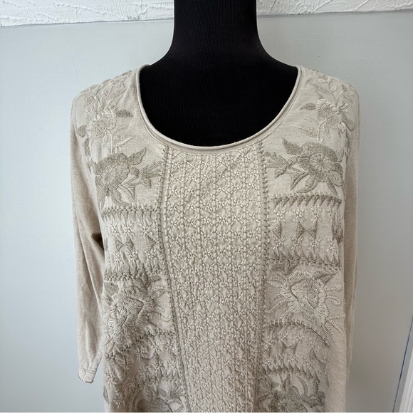 Johnny Was Tops - Johnny Was Beige Embroidered Top size large 3/4 sleeve beautiful embroidered top